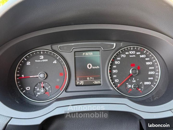 Audi Q3 20 TDI 150 S-LINE-TOIT OUVRANT- QUATTRO S-TRONIC BVA-GARANTIE 6 MOIS - 15