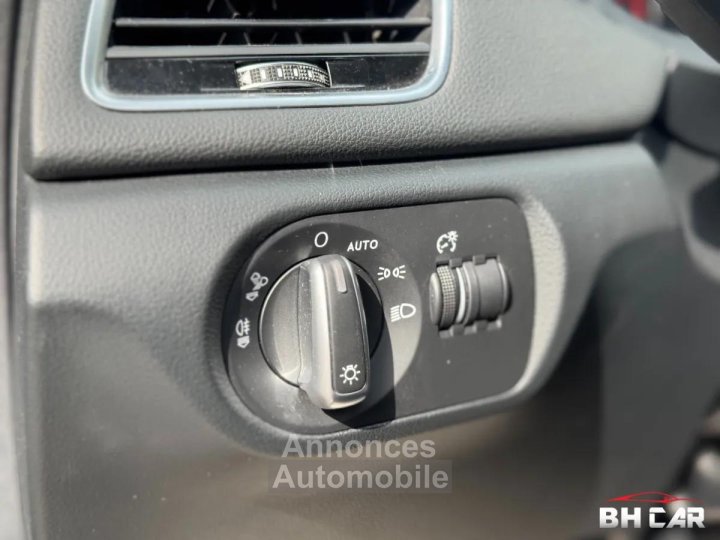 Audi Q3 20 TDI 150 S-LINE QUATTRO S-TRONIC BVA - 19