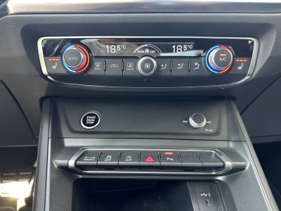 Audi Q3 35 TFSI 150 ch S tronic 7 S line   - 93
