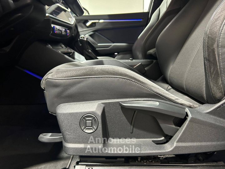 Audi Q3 Sportback 45 TFSIe  245 ch S tronic 6 S line - 14