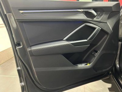Audi Q3 Sportback 45 TFSIe  245 ch S tronic 6 S line   - 16