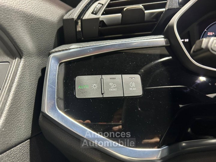 Audi Q3 Sportback 45 TFSIe  245 ch S tronic 6 S line - 17