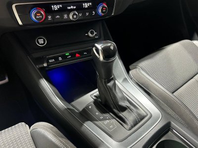 Audi Q3 Sportback 45 TFSIe  245 ch S tronic 6 S line   - 43