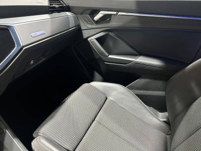 Audi Q3 Sportback 45 TFSIe  245 ch S tronic 6 S line   - 44