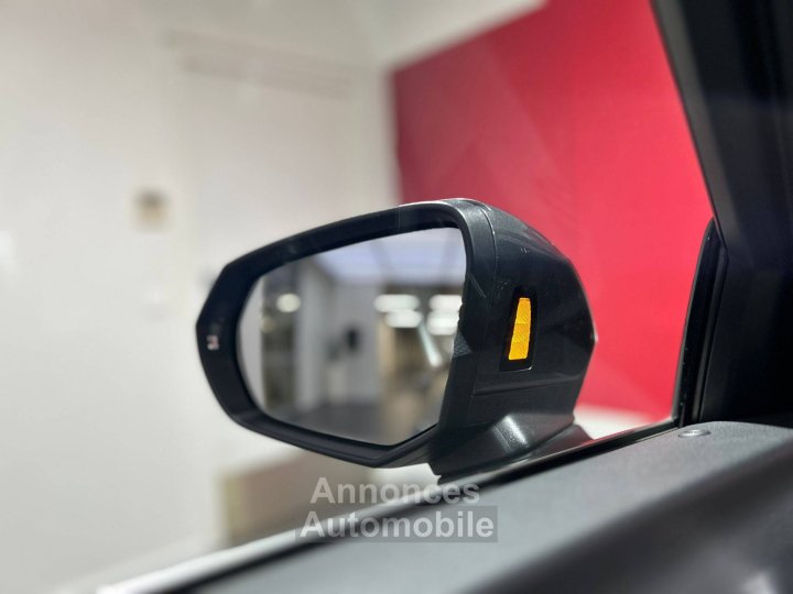 Audi Q3 Sportback 45 TFSIe  245 ch S tronic 6 S line - 51