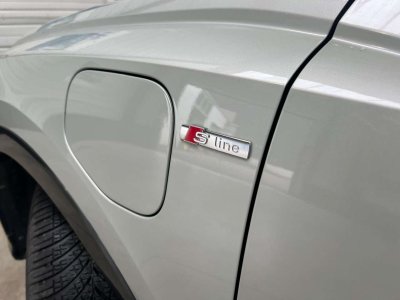 Audi Q3 45 TFSIe 245 ch S tronic 6 S line   - 2