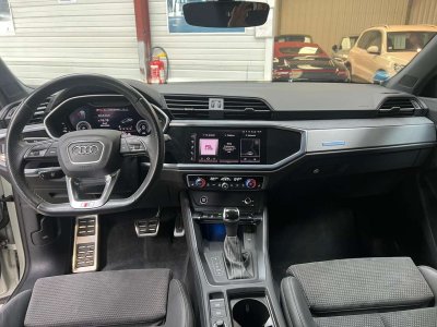 Audi Q3 45 TFSIe 245 ch S tronic 6 S line   - 9