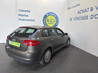 Audi A3 Sportback 12 TFSI 105CH START/STOP ATTRACTION   - 5