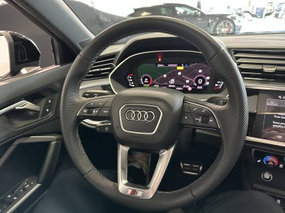 Audi Q3 35 TFSI 150 ch S tronic 7 S line   - 14
