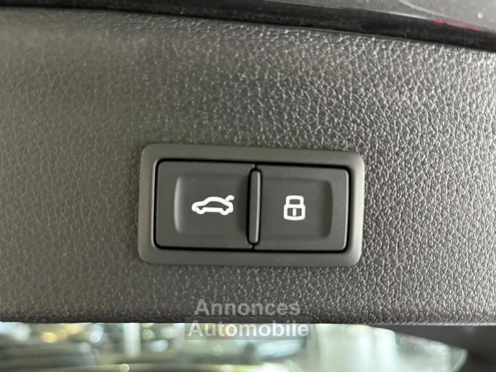 Audi Q3 35 TFSI 150 ch S tronic 7 S line - 30