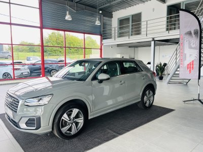 Audi Q2 30 TFSI 1,0 116 TYPE SPORT ATTELAGE GPS FULL LED REGULATEUR LIMITEUR SOUND SYSTEM SIEGES SPO   - 1