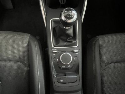 Audi Q2 30 TFSI 1,0 116 TYPE SPORT ATTELAGE GPS FULL LED REGULATEUR LIMITEUR SOUND SYSTEM SIEGES SPO   - 13
