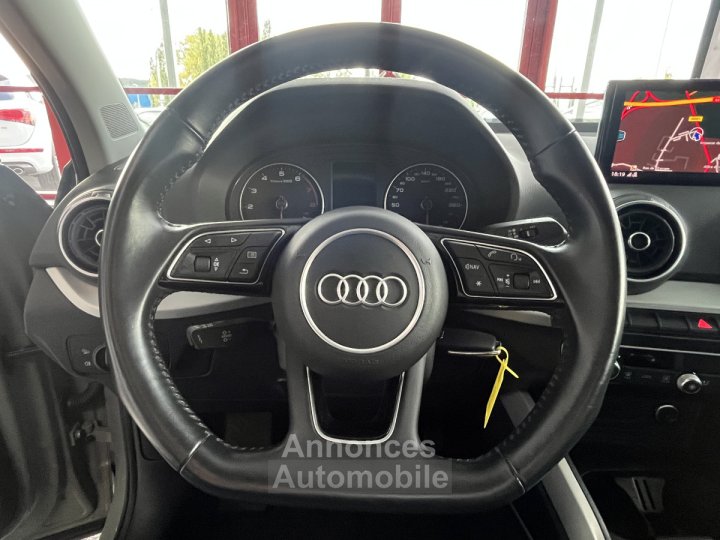 Audi Q2 30 TFSI 1,0 116 TYPE SPORT ATTELAGE GPS FULL LED REGULATEUR LIMITEUR SOUND SYSTEM SIEGES SPO - 17