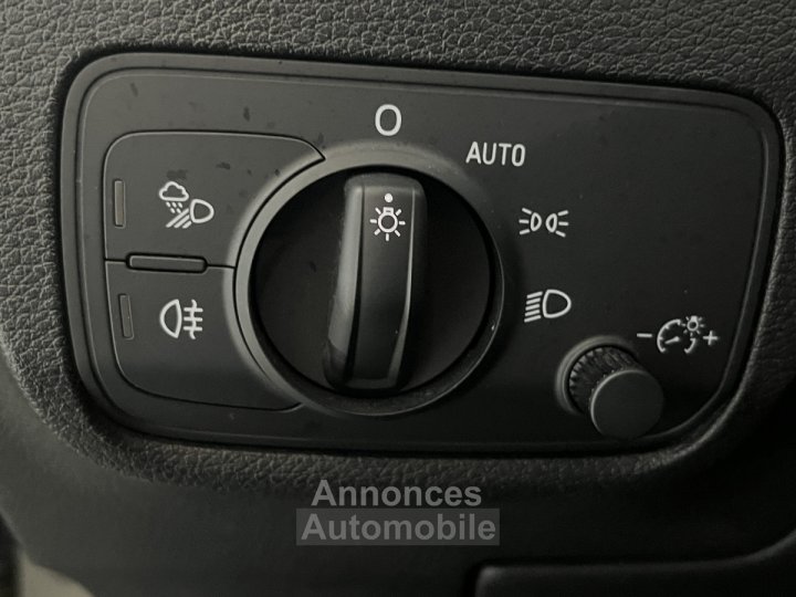 Audi Q2 30 TFSI 1,0 116 TYPE SPORT ATTELAGE GPS FULL LED REGULATEUR LIMITEUR SOUND SYSTEM SIEGES SPO - 18