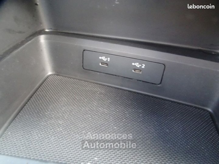 Audi S3 SPORTBACK 20 TFSI 310CH QUATTRO S TRONIC 7 - 19