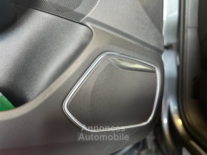 Audi Q3 20 TDI 140ch - Finition S line - Audio BOSE - Distribution Réalisé - Gtie 3 mois - 24