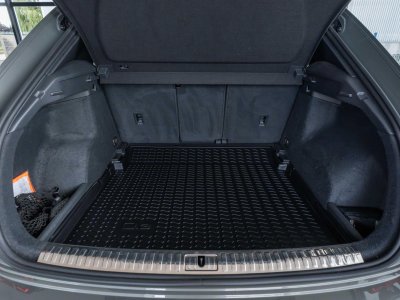 Audi Q3 Quattro 20 40 TDI 200 S-tronic S Line   - 12