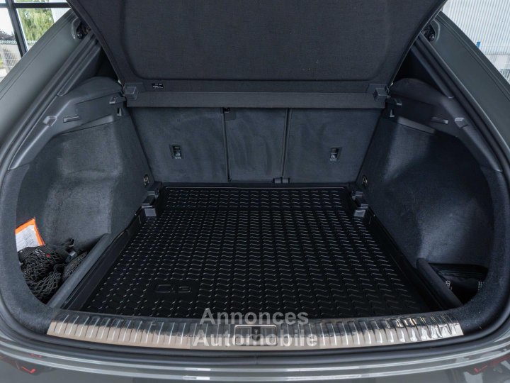 Audi Q3 Quattro 20 40 TDI 200 S-tronic S Line - 12