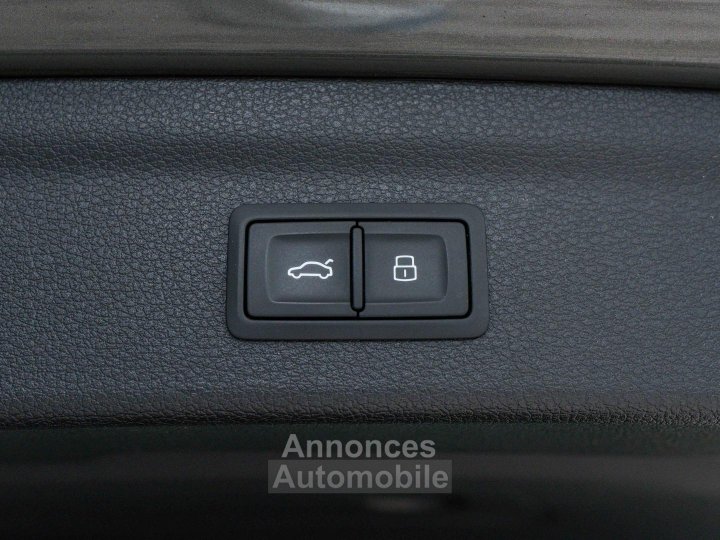 Audi Q3 Quattro 20 40 TDI 200 S-tronic S Line - 13