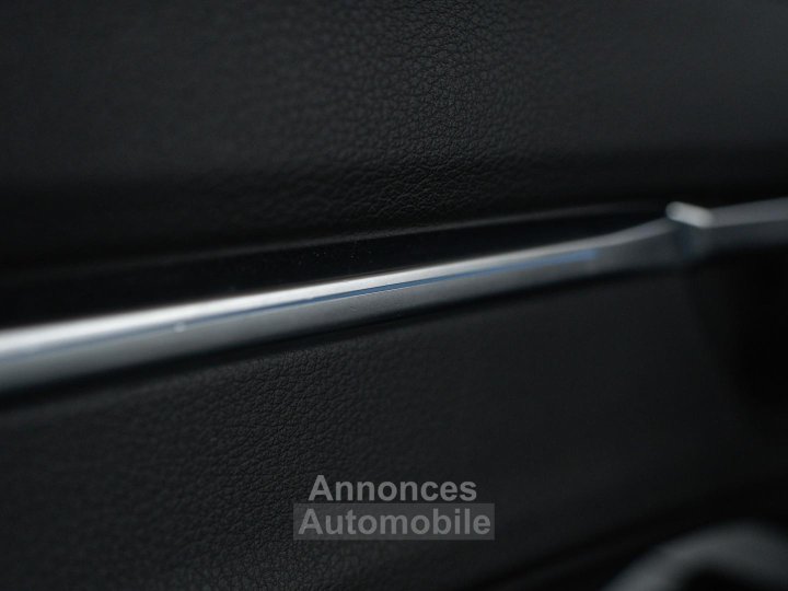 Audi Q3 Quattro 20 40 TDI 200 S-tronic S Line - 32
