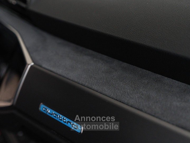 Audi Q3 Quattro 20 40 TDI 200 S-tronic S Line - 33