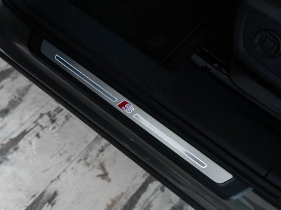 Audi Q3 Quattro 20 40 TDI 200 S-tronic S Line   - 37