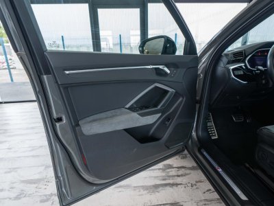 Audi Q3 Quattro 20 40 TDI 200 S-tronic S Line   - 38