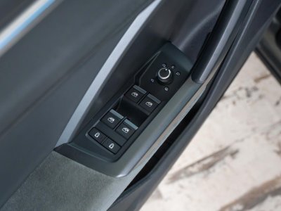 Audi Q3 Quattro 20 40 TDI 200 S-tronic S Line   - 39