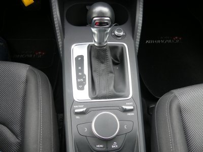 Audi Q2 DESIGN TFSI 150 CV   - 16