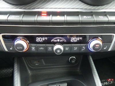 Audi Q2 DESIGN TFSI 150 CV   - 17