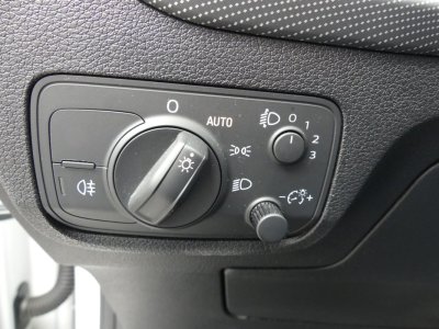 Audi Q2 DESIGN TFSI 150 CV   - 28
