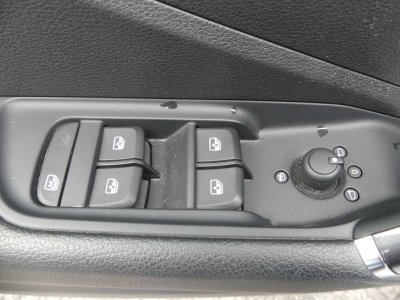 Audi Q2 DESIGN TFSI 150 CV   - 29