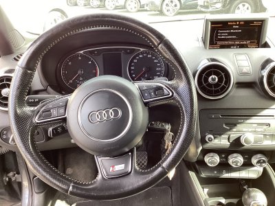 Audi A1 16 TDI SLINE  BOITE AUTO   - 15