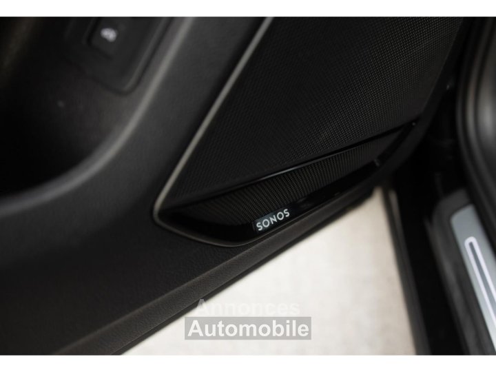 Audi RS Q3 SUV - IMMAT FR - Quattro 25 TFSI - 400 - BV S-tronic RSQ3 - 10