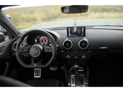 Audi RS3 Berline 25 TFSI 400 S tronic 7 Quattro   - 9