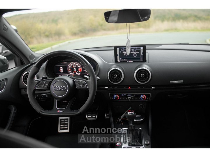 Audi RS3 Berline 25 TFSI 400 S tronic 7 Quattro - 9