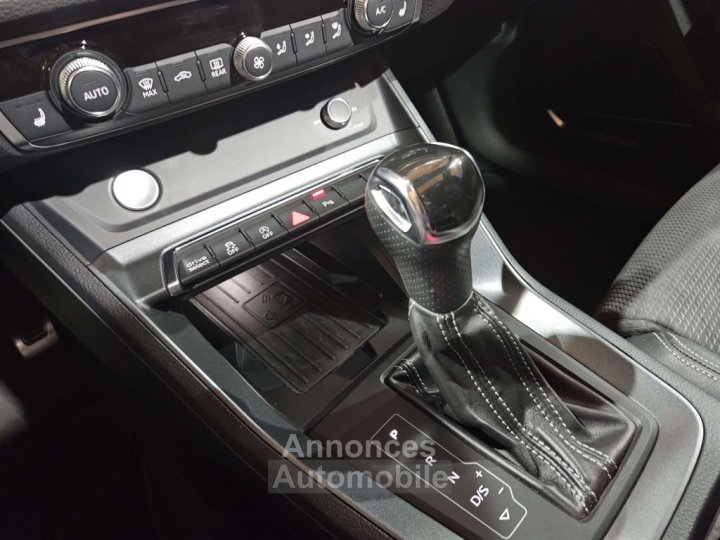 Audi Q3 Quattro 20 45 TFSI - 230 - BV S-tronic - S Line - 8