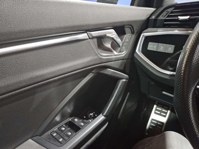 Audi Q3 Quattro 20 45 TFSI - 230 - BV S-tronic - S Line   - 32
