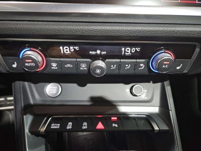Audi Q3 Quattro 20 45 TFSI - 230 - BV S-tronic - S Line   - 33