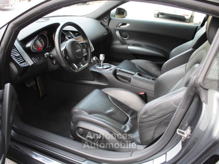 Audi R8 COUPE 42 V8 FSI 420 QUATTRO - 17