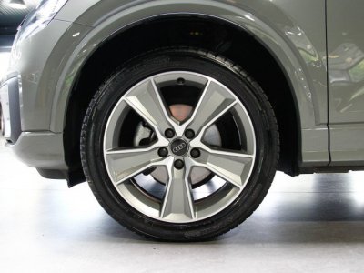 Audi Q2 35 TFSI 150CH DESIGN LUXE S TRONIC 7   - 9