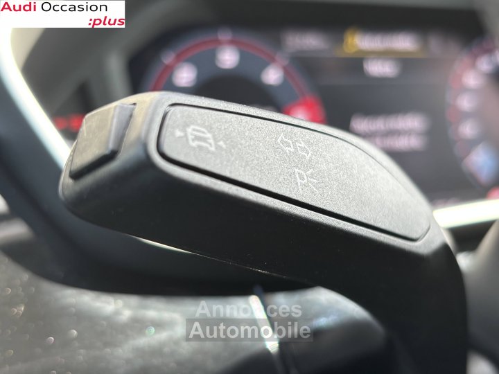 Audi Q3 35 TDI 150 ch S tronic 7 S line - 21