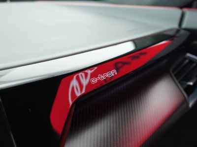 Audi e-tron GT RS 598 ch quattro S Extended - 9