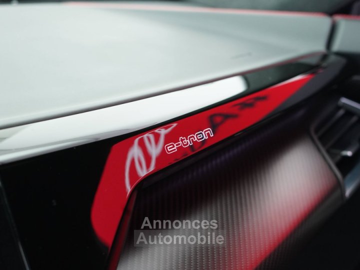 Audi e-tron GT RS 598 ch quattro S Extended - 9