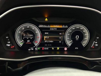 Audi Q3 45 TFSIe 245 ch S tronic 6 S line   - 31
