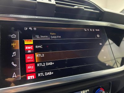 Audi Q3 45 TFSIe 245 ch S tronic 6 S line   - 35