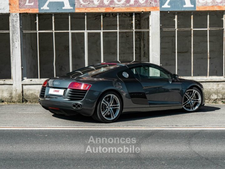 Audi R8 V8 42 420 ch - 3