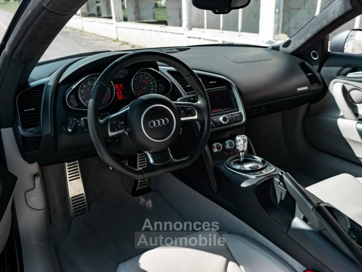 Audi R8 V8 42 420 ch - 4