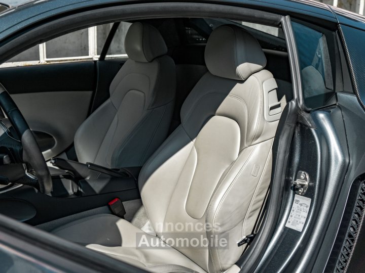 Audi R8 V8 42 420 ch - 5