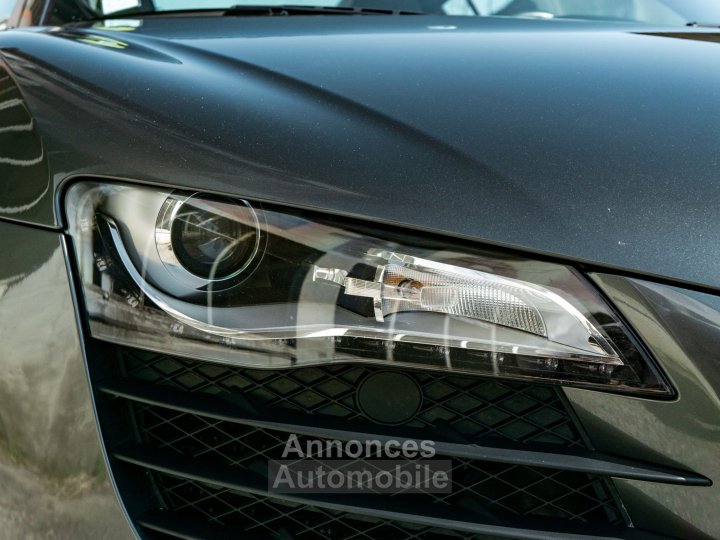 Audi R8 V8 42 420 ch - 33